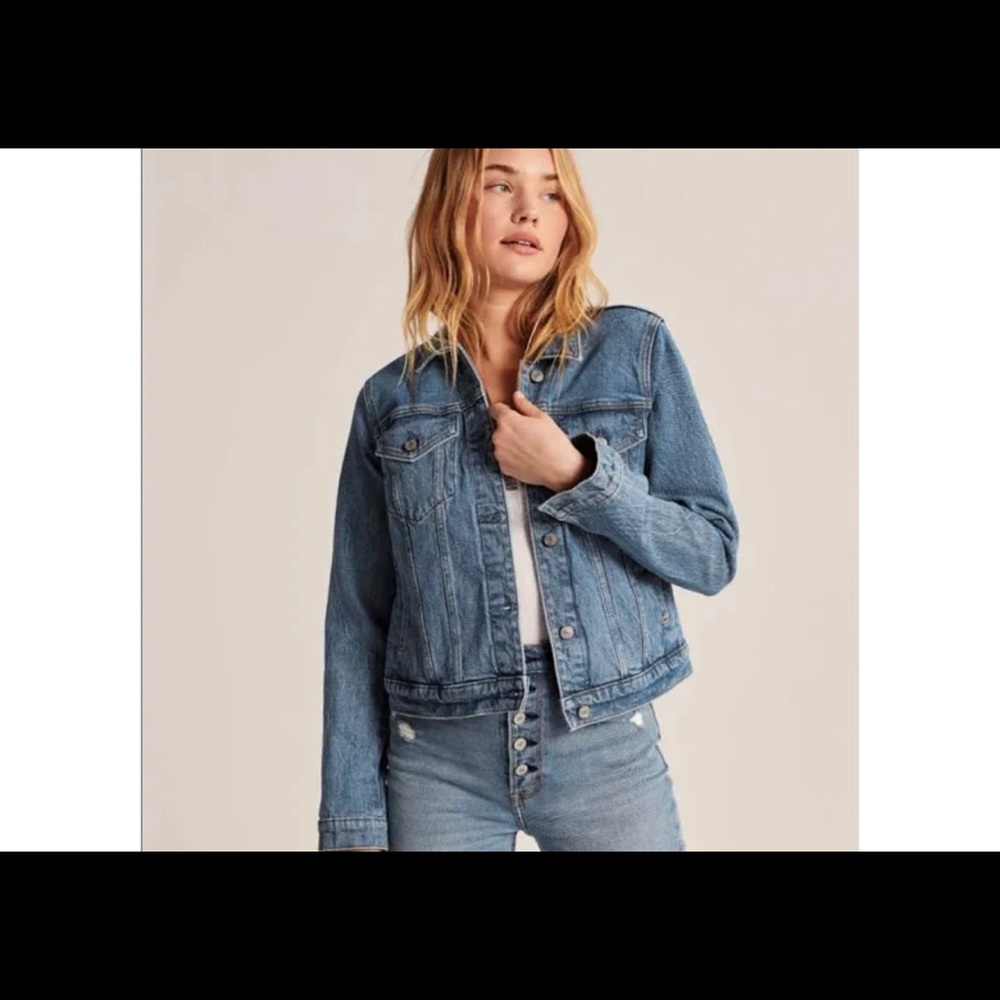 Abercrombie & Fitch Jean Jacket